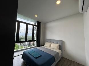 PAKBOY APARTMENT 3 BEDROOM Vacation rental in Kuching