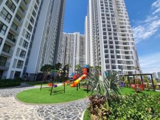 Skynest Vinhomes West Point Apartment  Apartment in Laos