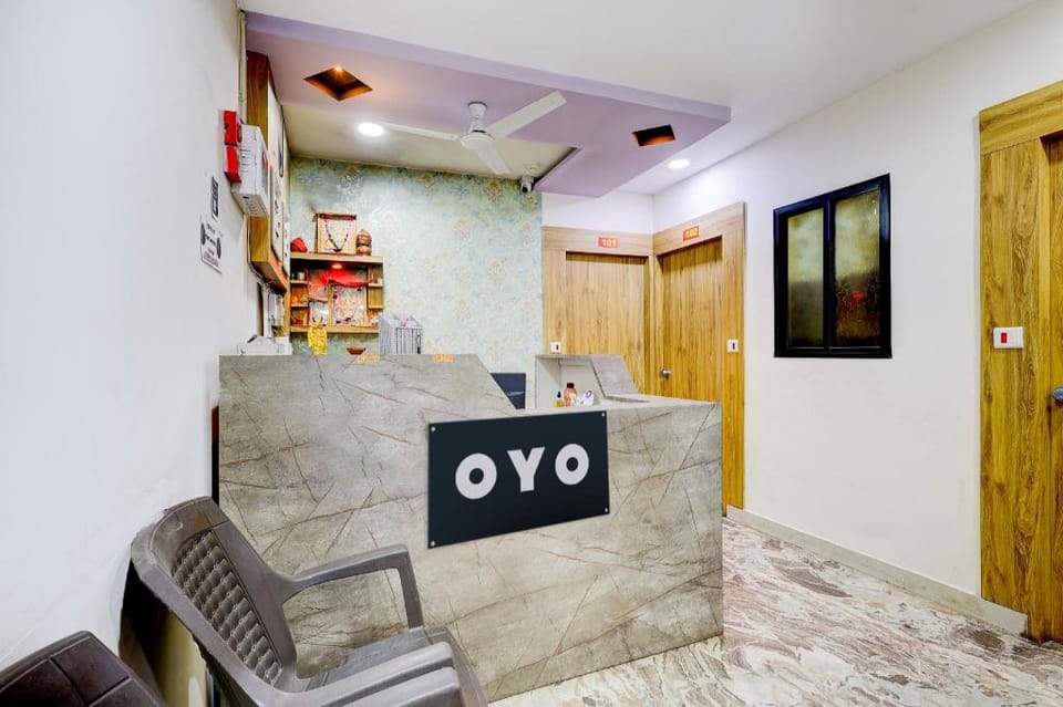 Hotel O by OYO Hotel Sunrise Hotel in Ahmedabad