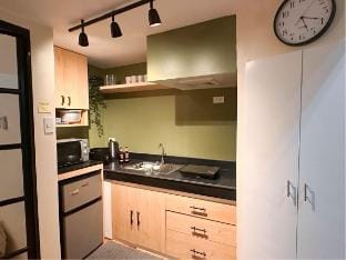 Centrally located 2BR Condo nr. Makati Ortigas BGC Vacation rental in Mandaluyong