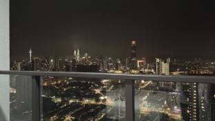 KLCC view Studio Apartment(BOLT-53-10-S) Trion@KL Vacation rental in Federal Territory of Kuala Lumpur