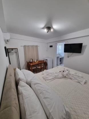 The Garden House in Paradisi Vacation rental in Rhodes, Greece