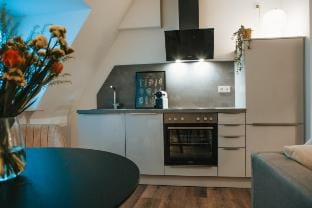 Cozy studio in a prime city location - Apartment 4 Vacation rental in Saarbrücken