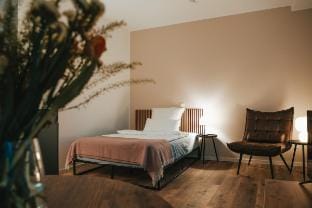 Cozy studio in a prime city location - Apartment 3 Vacation rental in Saarbrücken