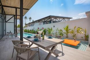 Designer 18m Oxygen Pool Villa Sunset Garden 12 Villa in Rawai