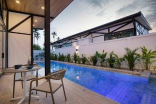 Designer 18m Oxygen Pool Villa Sunset Garden 12 Villa in Rawai