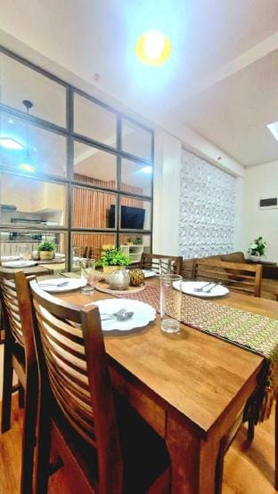 U1041 4pax 1BR w/ Netflix, Prime, Disney+ Vacation rental in Pasig