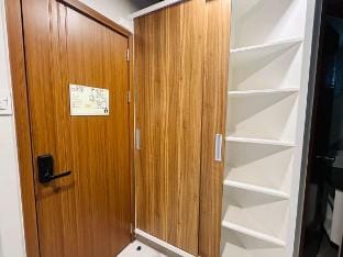 Unit 202 with Disney+, Netflix and Amazon Prime Vacation rental in Pasig