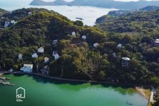 ist villa 04: Ocean Escape, Sleeps 3 Villa in Japan