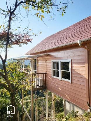 ist villa 03: Seaside Cabin, Sleeps 5 Villa in Japan
