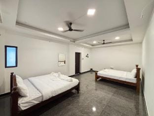 Waters Edge - Villa with Private Pool Villa in Puducherry
