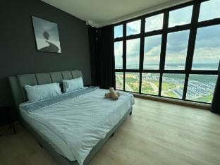 Green Haven Family Suite 3 Bedroom Apartment in Johor