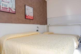 Hotel 3 Cozy and Authentic Stay in Ventimiglia Apartment in Ventimiglia