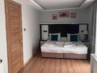 Deluxe Double Room – Balcony, Vacation rental in Istanbul