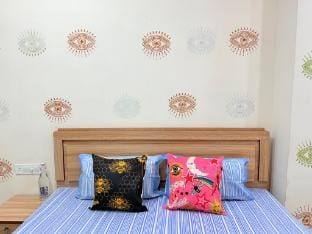 Bumble bee Jaipur Bed and Breakfast in Jaipur