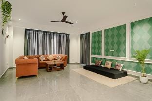 Nirvaan Cove: Scenic 2bhk-Vimoksha Homestays Apartment in Himachal Pradesh