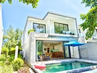 The Point  Villa 5*  Near Legend Golf Villa in Hoa Hai