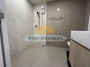 EAST VILLE Bangsaen Apartment in Chon Buri Changwat