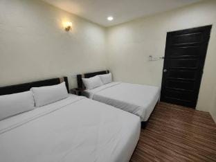 Red Roomstay Penarik Setiu Terengganu Beach (5) Vacation rental in Terengganu, Malaysia