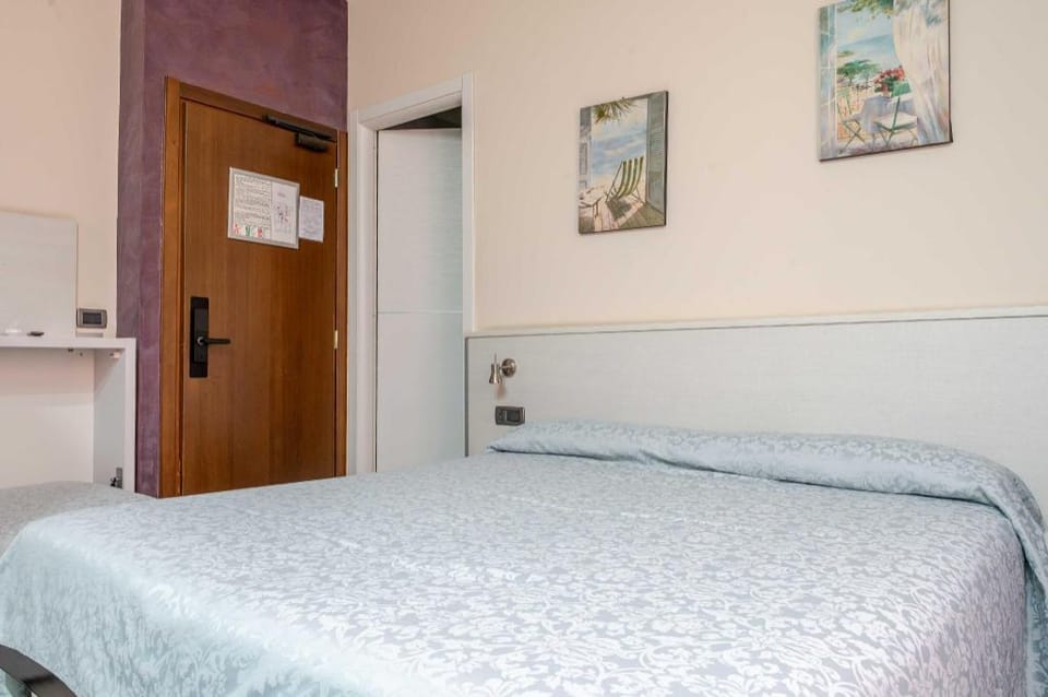 Hotel 3 Cosy Rooms for a Unique Stay Hotel in Ventimiglia