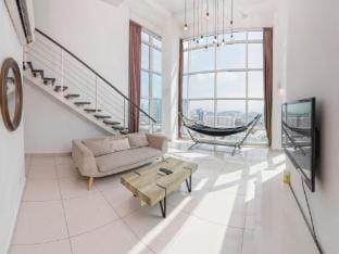 Maritime Seaview Sunrise Hammock 181 Vacation rental in George Town