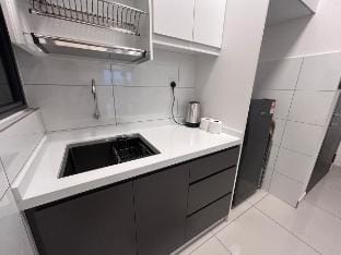 Cozy black 3 bedroom , cheras traders park Vacation rental in Negeri Sembilan, Malaysia