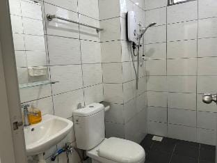 Sunrise Studio @ Palas, Relax Bear Homestay(A202A) Vacation rental in Brinchang