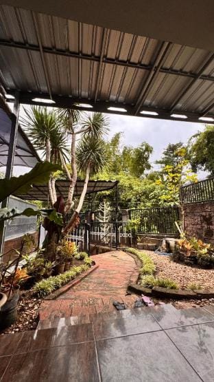 Home Place with Riverside View  Country House in East Java