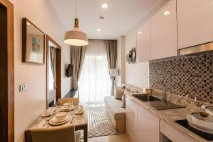 Karon rooftop pool condo Vacation rental in Phuket