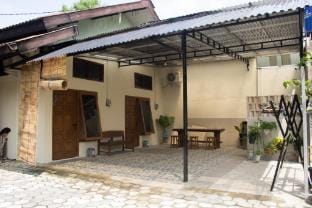 Rien's House Room 2 Vacation rental in Indonesia