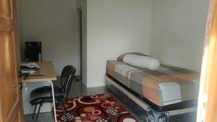 Rien's House Room 2 Vacation rental in Indonesia
