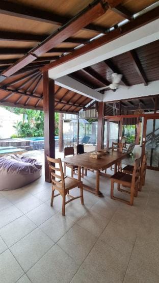 2 Minutes walk to the beach 3BR Beach Villa Villa in North Kuta