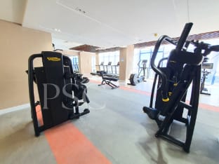 Cebu 38th Park NewCondo Pool Gym SmartTV FastWifi  Apartment in Cebu City
