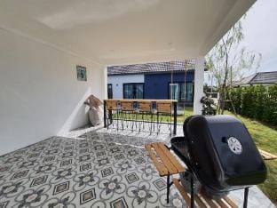 Morning Glory Pool Villa ทั้งหลัง พักสูงสุด 14ท่าน Villa in Thailand