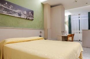 Hotel 3* Oasis of Calm Heart of Ventimiglia Apartment in Ventimiglia