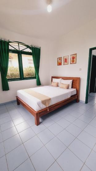 Villa ChavaMinerva Aprila Ciater with Private Pool Villa in West Java