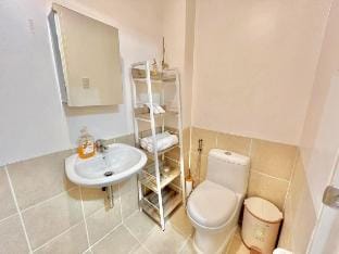 Traveler Residence 1BR by Celandine Apartment in Quezon City