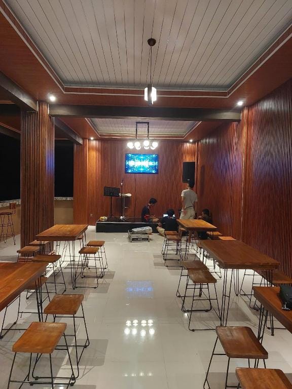 RD HOTEL RESTO AND FAMILY KAROKE Hotel in Indonesia