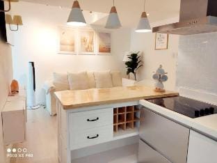 AZure Urban resort PENThOUSE-2br good for 6pax Vacation rental in Paranaque