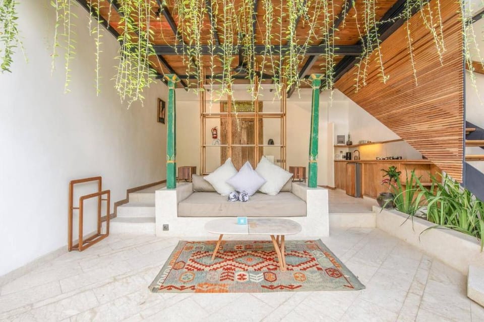BA Villa 8 · 1 BR villa 800 to ECHO Beac · Elegant 1-BR Villa with Pool, 800m to Echo Beach Villa in North Kuta