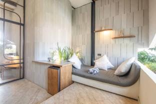 BAZ Villa 13 Studio 3 ·  · Opulent 1-BR Loft with Art Deco Shared Pool Apartment in North Kuta