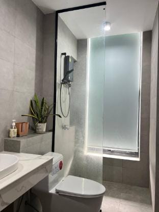 1 Bedroom - Queen Style. Vacation rental in Krong Battambang