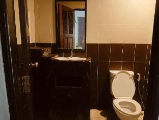 koh Lanta  Klongnin Rubber Home A/C & Kitchen a Vacation rental in Krabi Changwat