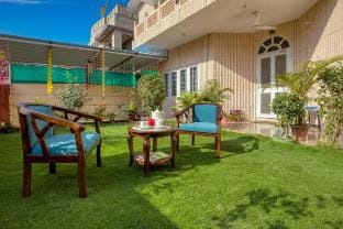 Chandranita Homestay Jaipur | Sparrow Room Vacation rental in Jaipur