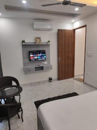 Wayside 1BHK Apartment  Apartment in Dehradun