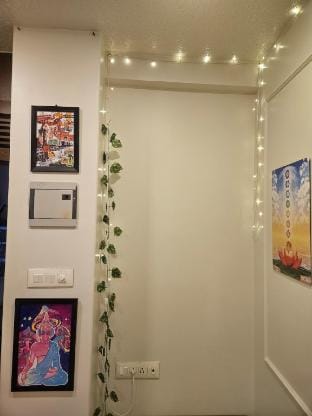 "Cozy Rose – Peaceful Village Retreat in Bandra" Vacation rental in Mumbai