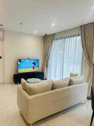 2BR+ quiet Apartment in green metropolis Vacation rental in Ho Chi Minh City