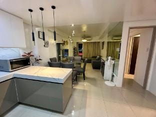 Kathy’s Crib 2Bedroom at Shell Residence  Apartment in Pasay