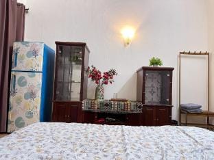 Old Hanoian style 2mins to Old quarter w Kitchen Apartment in Hanoi
