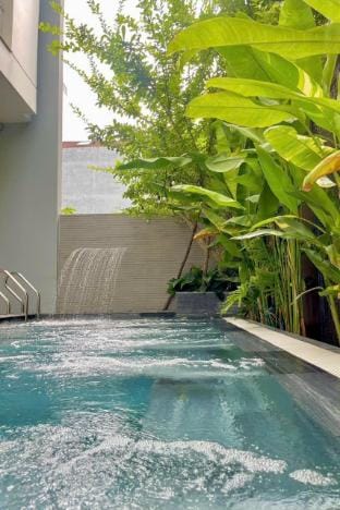 Biệt thự 6 phòng ngủ, cách biển 1 phút đi bộ Villa in Da Nang